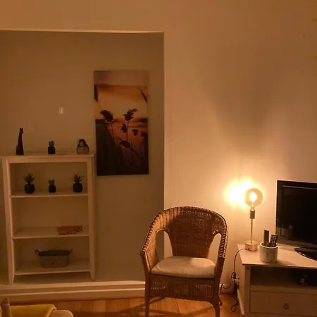 Aux Deux Colombes Avec Balcon Et Garage Apartmán *